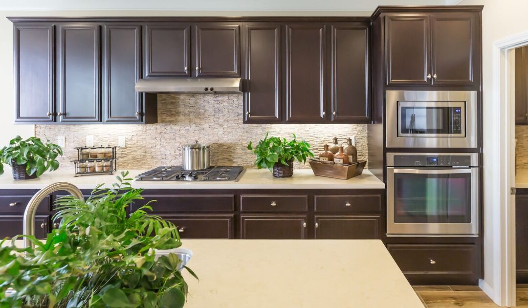 N-Hance Franchise Opportunity: Is It Right for You? (And How It Compares to Commercial Cleaning)