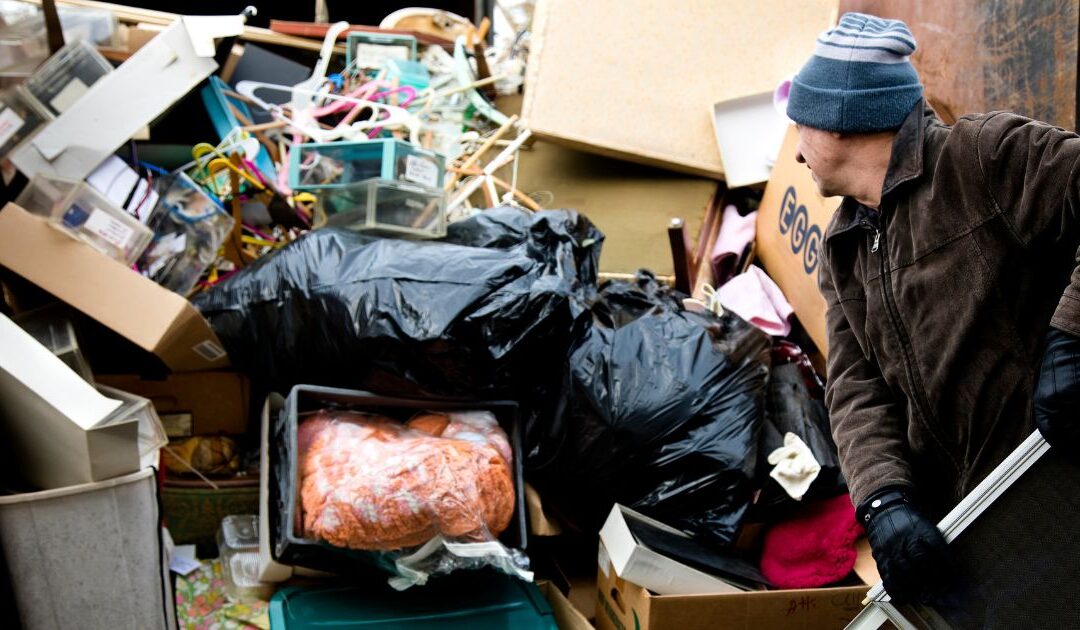 Junk Shot or Cleaning Franchise? What to Know Before You Invest