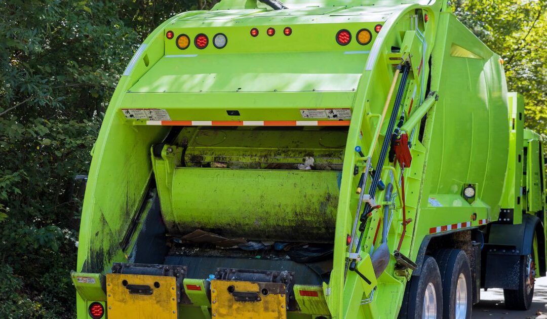 Junk Truck vs. Cleaning Biz: What’s Smarter?