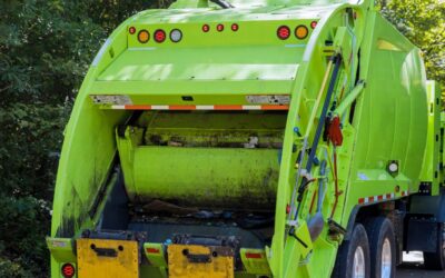 Junk Truck vs. Cleaning Biz: What’s Smarter?