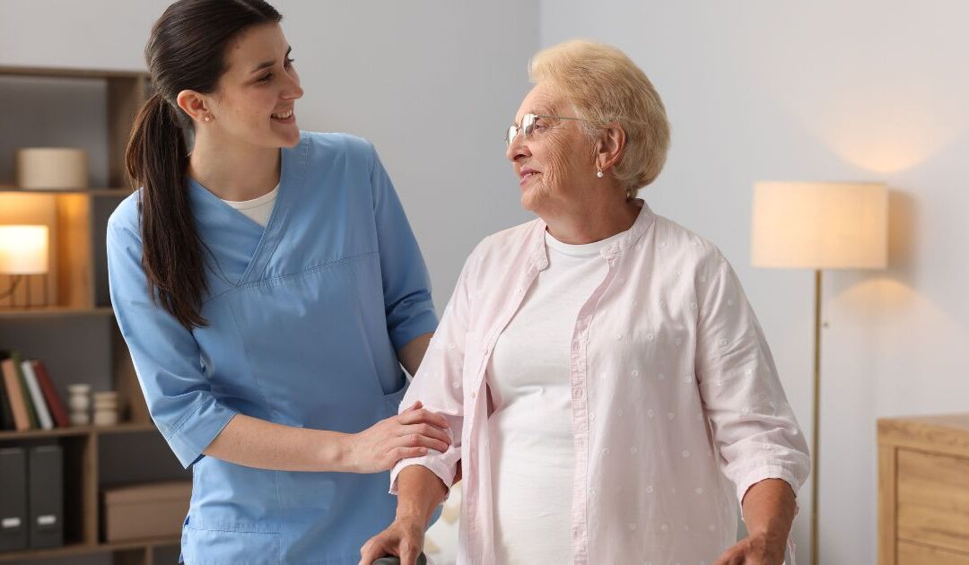 HomeWell Franchise Costs, Earnings & Better Alternatives